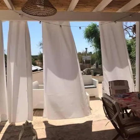 La Casina Di Lu Kır Evi *